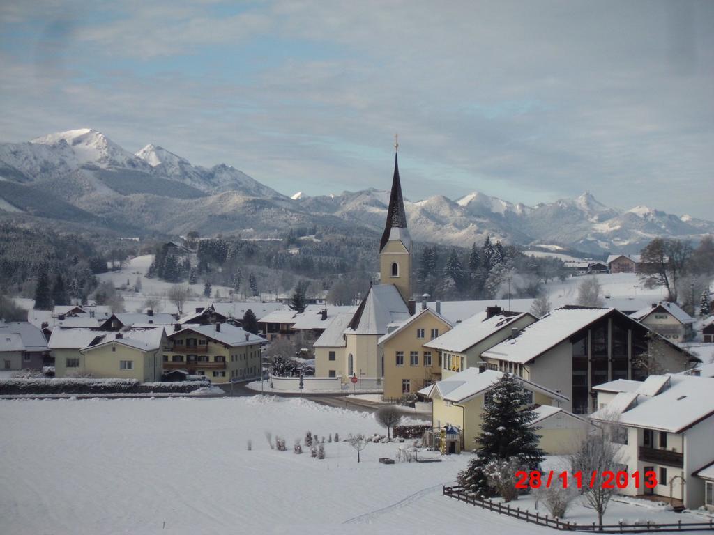 Ferienwohnungen Neukirchen Neukirchen am Teisenberg ภายนอก รูปภาพ